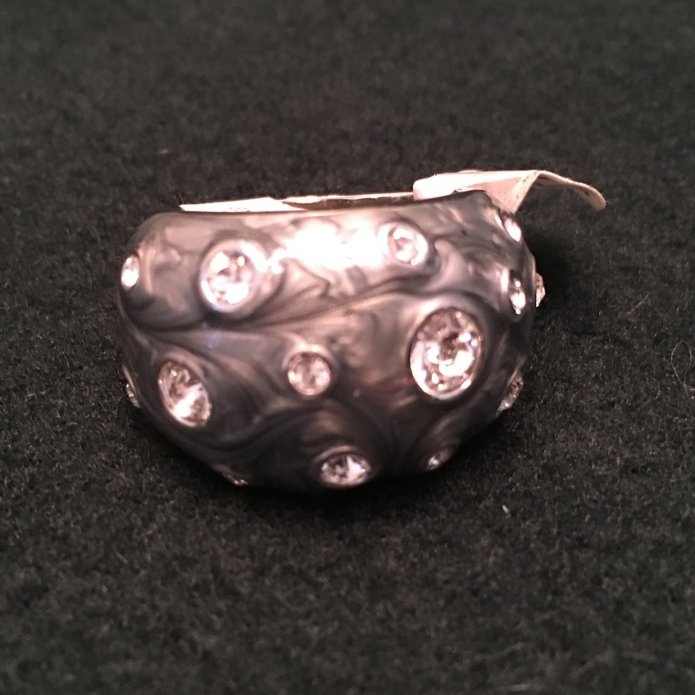 Lia Sophia Size 10 Silver Tone "Panache" Ring